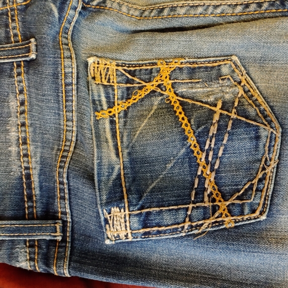 Clearance: BKE size 30x33 1\2 - Picture 7 of 8